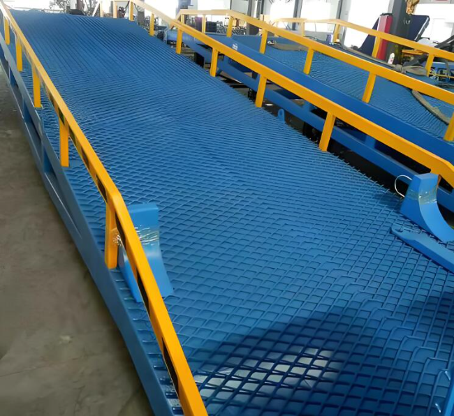 巴里坤移动式液压登车桥